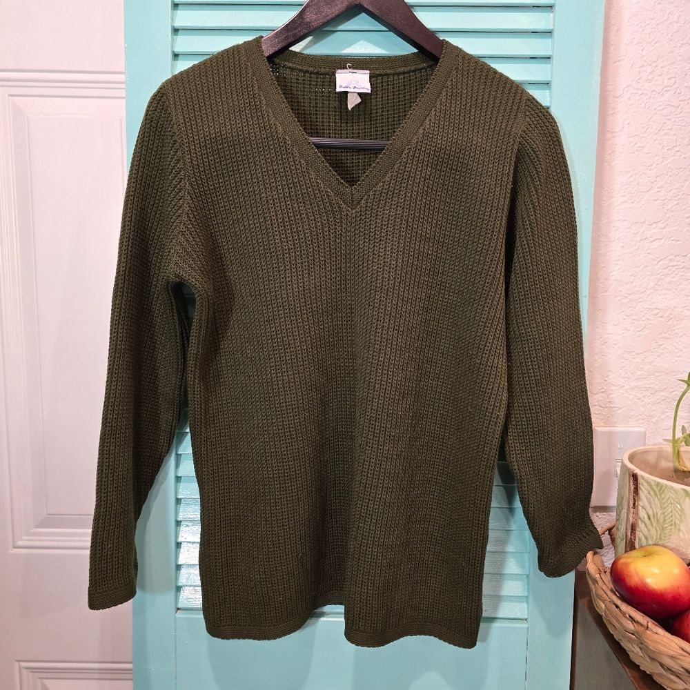 Bobbie Brooks Green V-Neck Sweater Knit Minimalist